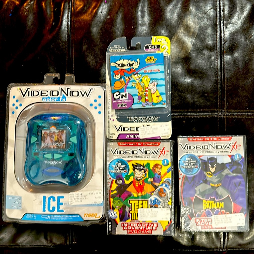 Video Now Color FX PERSONAL VIDEO PLAYER ICE BLUE 3VIDEOS